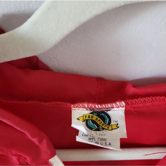 Vintage Red USA Windbreaker - Picture 7 of 8